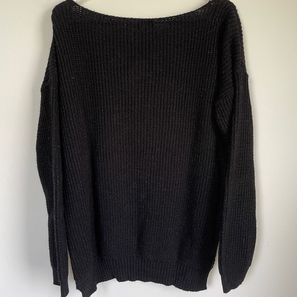 Boohoo black v-neck black sweater - Picture 4 of 4